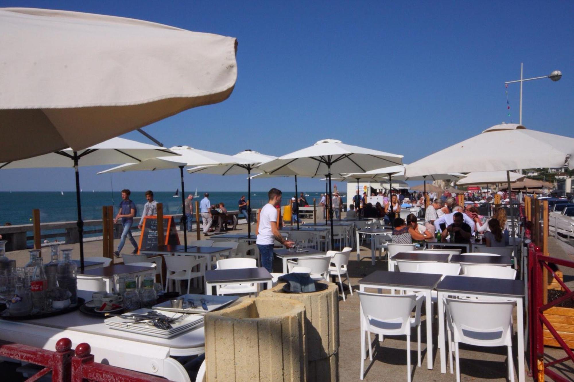 " Le Leana Cardi " Fecamp Bord De Mer Exterior photo