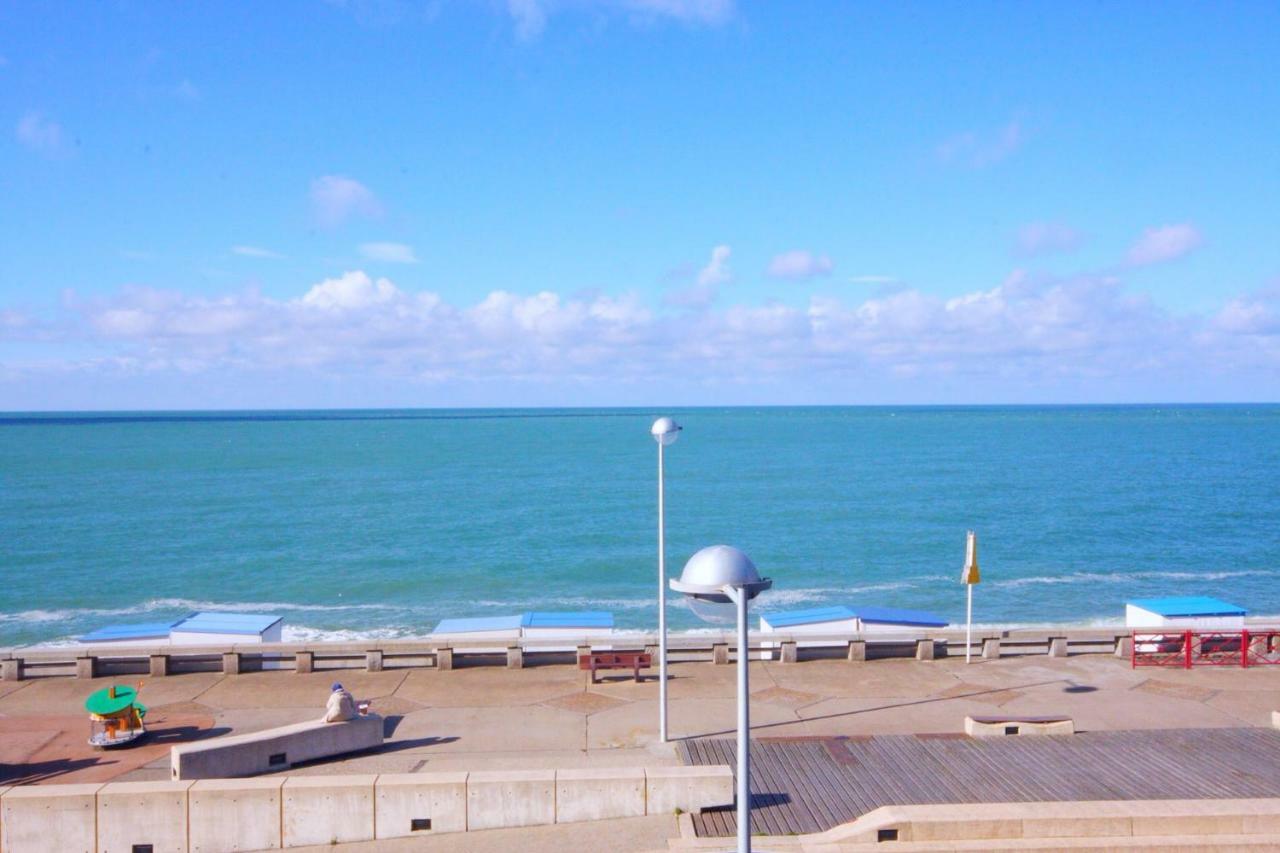 " Le Leana Cardi " Fecamp Bord De Mer Exterior photo